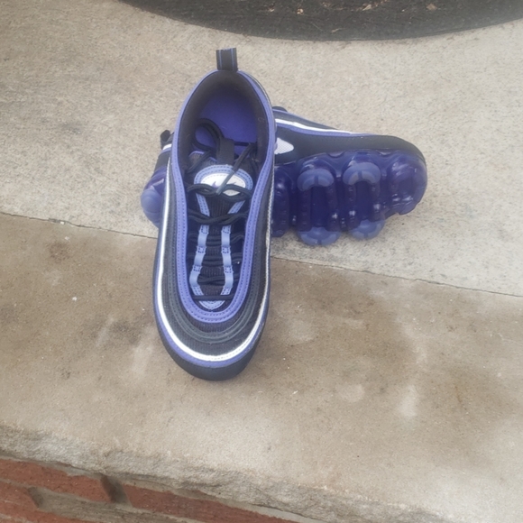 nike vapormax size 4